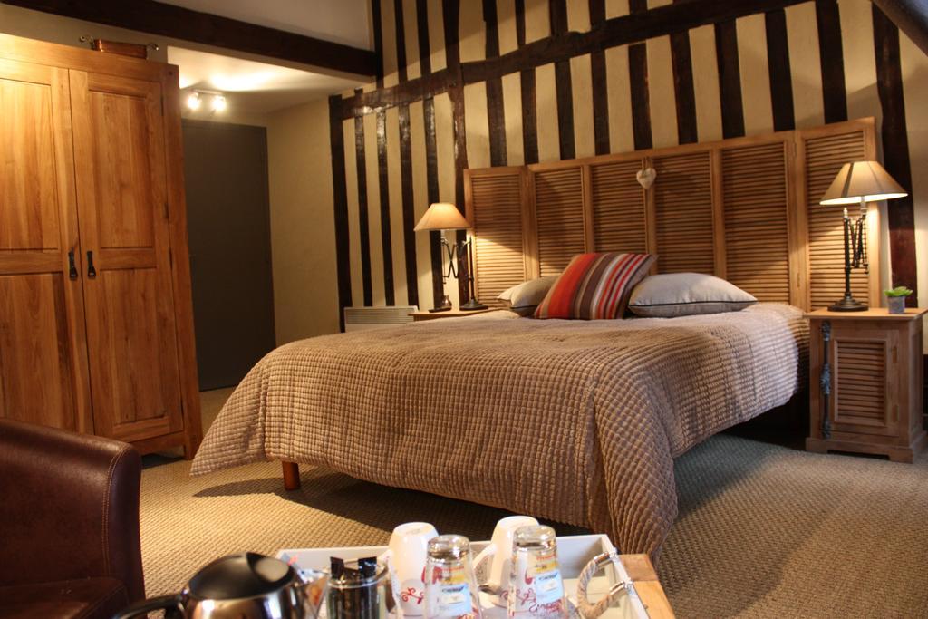 Les Songes D'Helena Hotel Honfleur Quarto foto